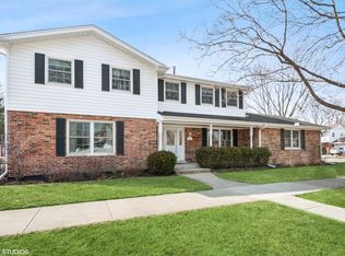 1500 S Lincoln Ave, Park Ridge, IL 60068