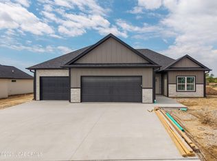 15200 Amendment Rd, Ashland, MO 65010