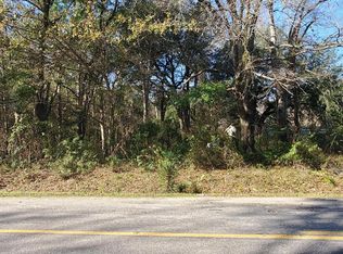 1075 Old Horseshoe Rd, Bonneau, SC 29431