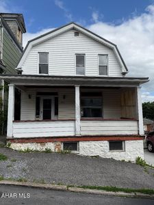 303 Cherry Ave, Altoona, PA, 16601