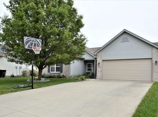 228 Mabry Cv, Fort Wayne, IN 46825