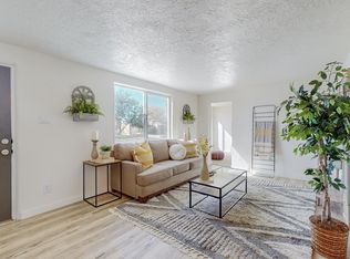 5713 La Corrida Rd NE, Albuquerque, NM 87110