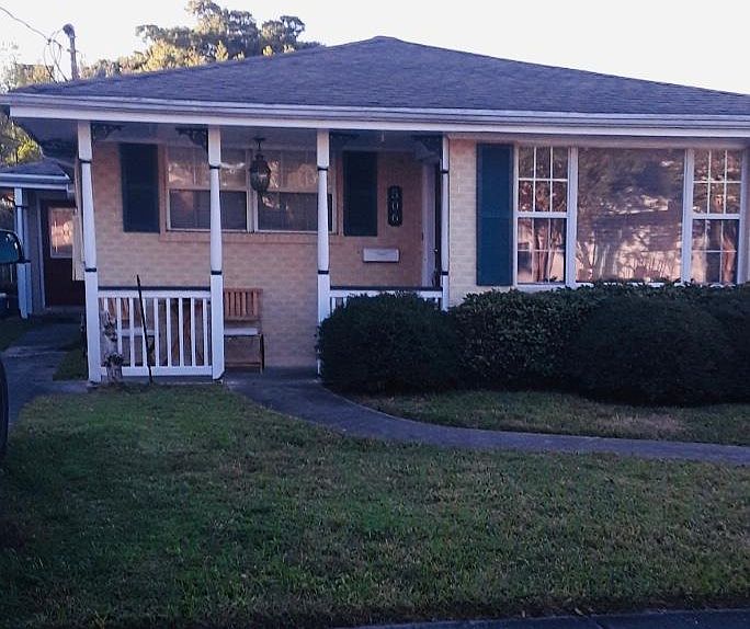 2nd image of 508 Bath Ave