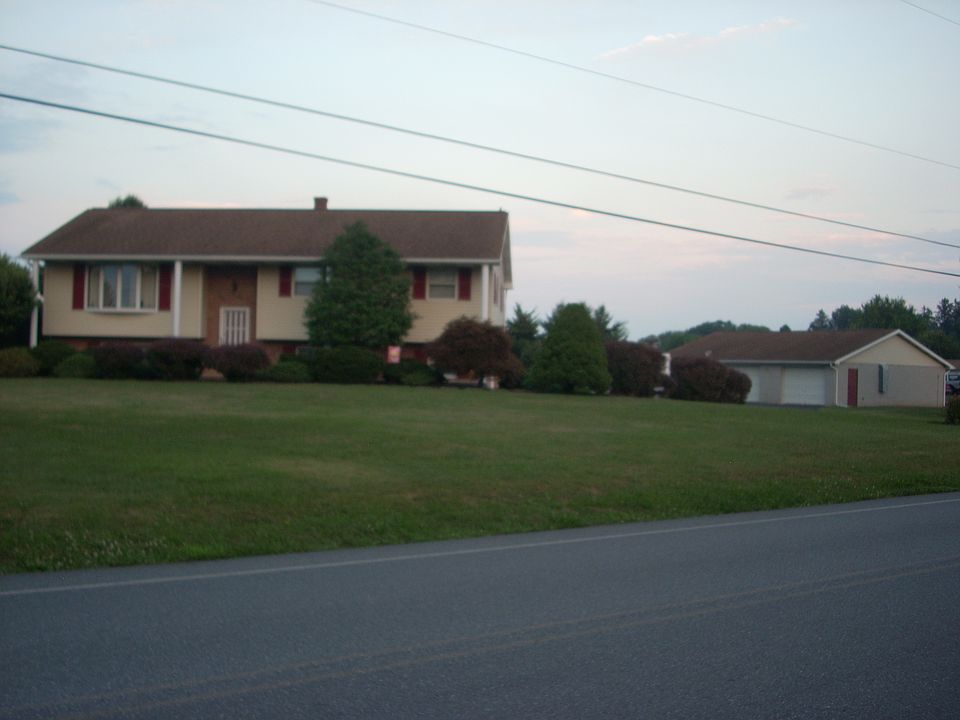 2nd image of 780 Bricker Ln