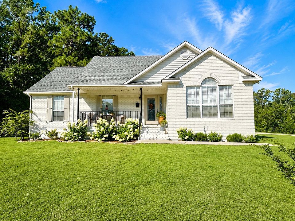 1st image of 155 Moree Dr