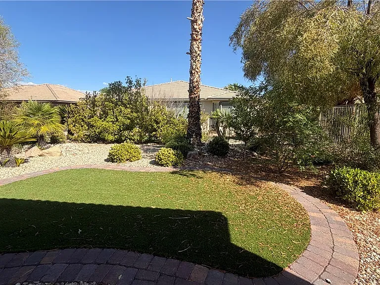 10385 Brillare Ave — Photo 15