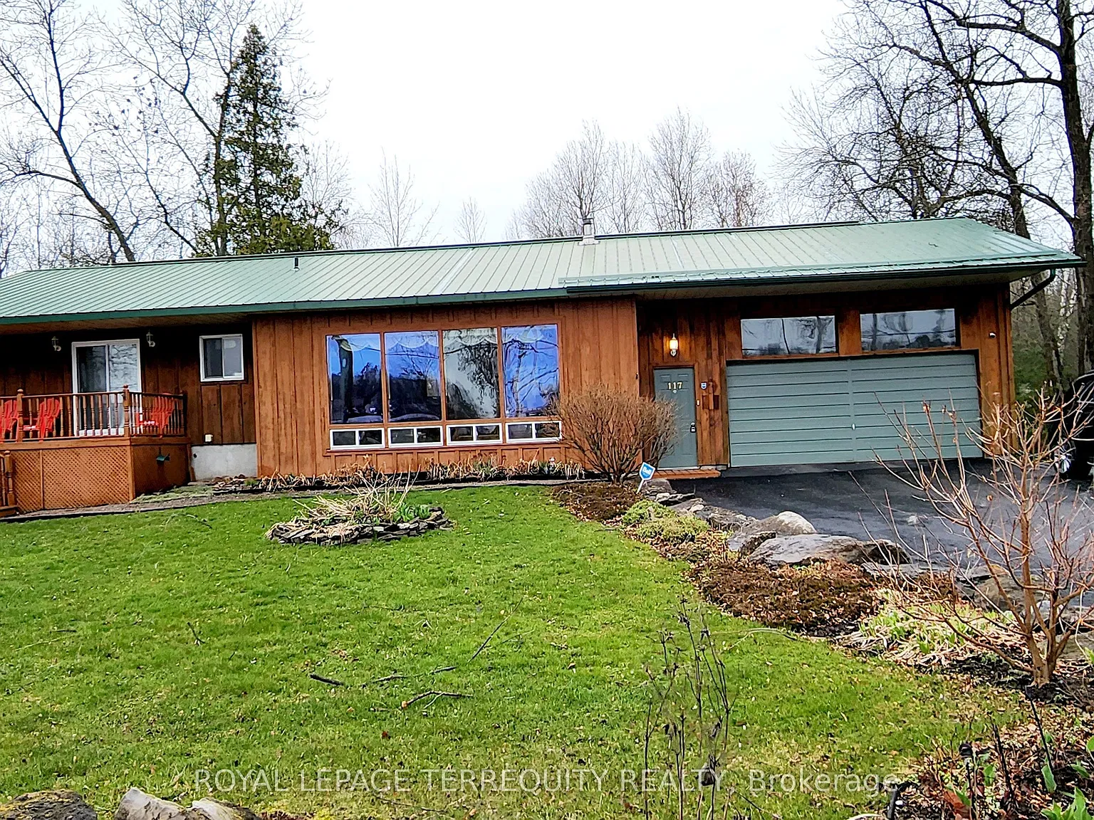 3 bed, $2,600 — Photo 2
