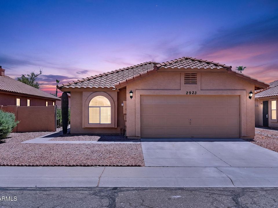 1st image of 2923 E MUIRWOOD Drive