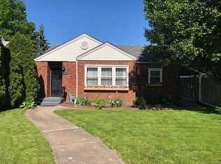 1925 Warren St, Davenport, IA 52804