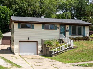 2434 Newstead Ave SW, Wyoming, MI 49509