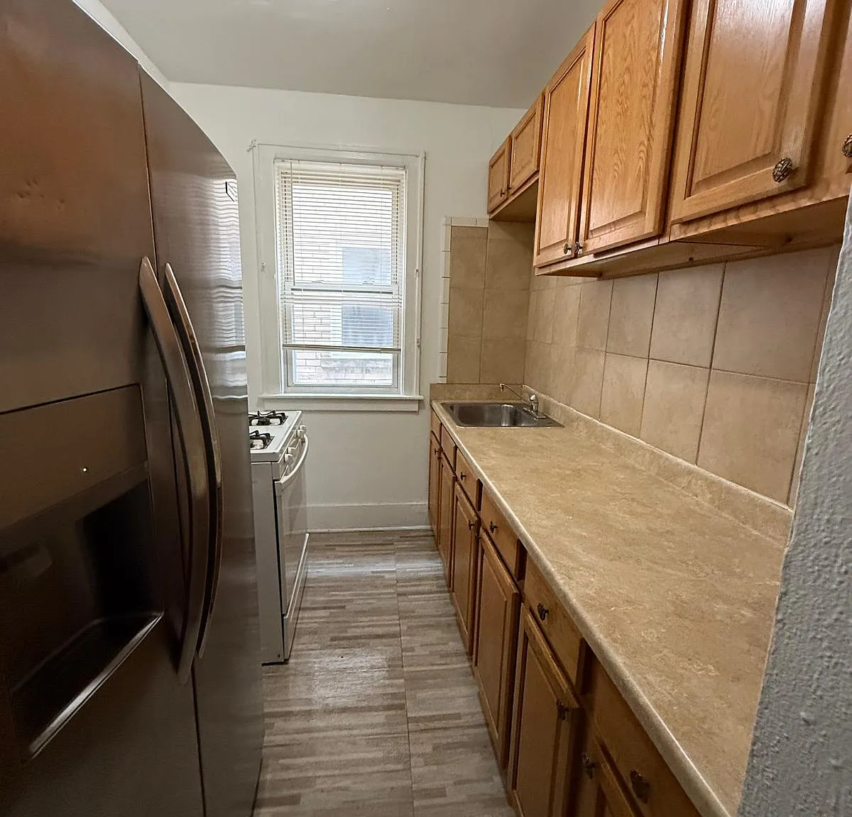 1 bed, 800 sqft, $875 — Photo 4