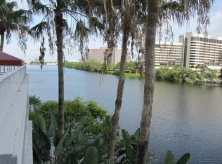 5077 NW 7th St #Penthouse 12, Miami, FL 33126