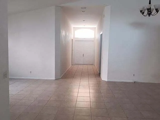 121 Tuscany Dr — Photo 6