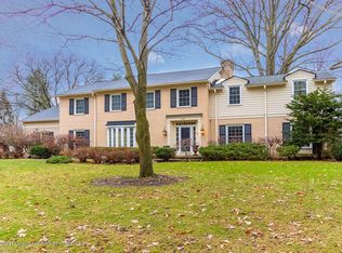 1456 Meadowbrook Ln, East Lansing, MI 48823