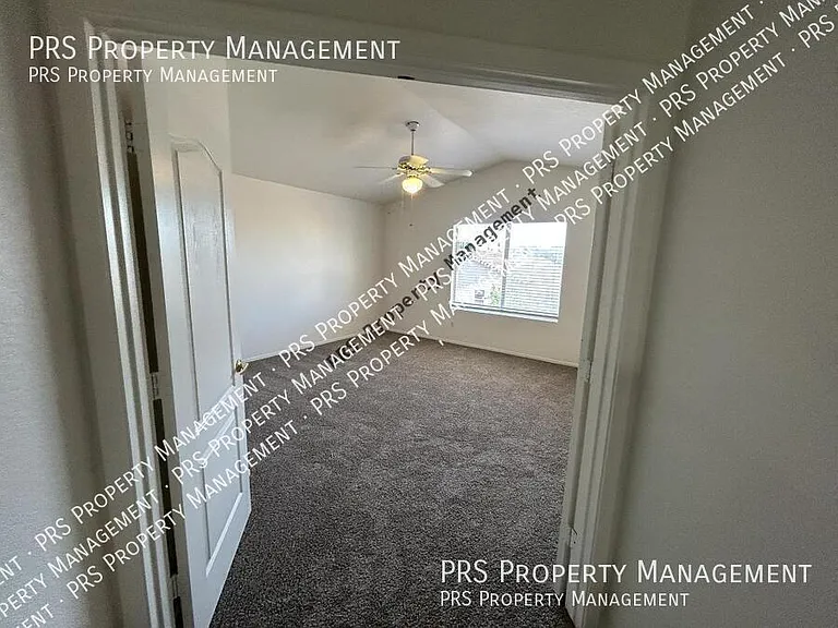 1963 W Thompson Way — Photo 39