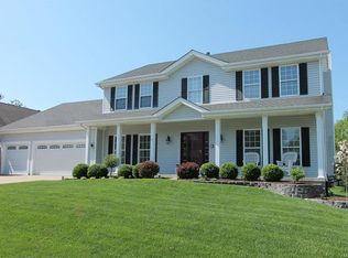 420 Muirfield Dr, Saint Charles, MO