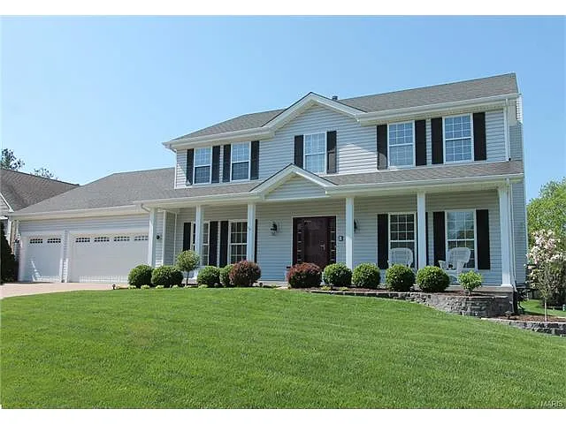 420 Muirfield Dr photo 1