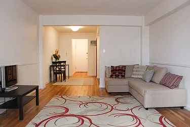 Rented by BLU Real Estate