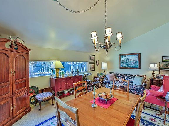 5th image of 1823 E Rockwood Blvd