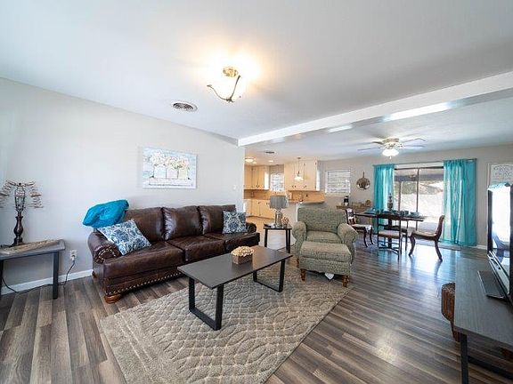 3rd image of 125 Waneta Cir