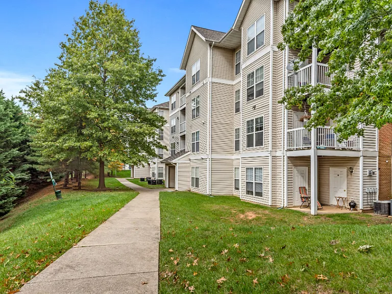 Apartment Exteriors at The Gates of Owings Mills Apartments in Owings Mills, MD