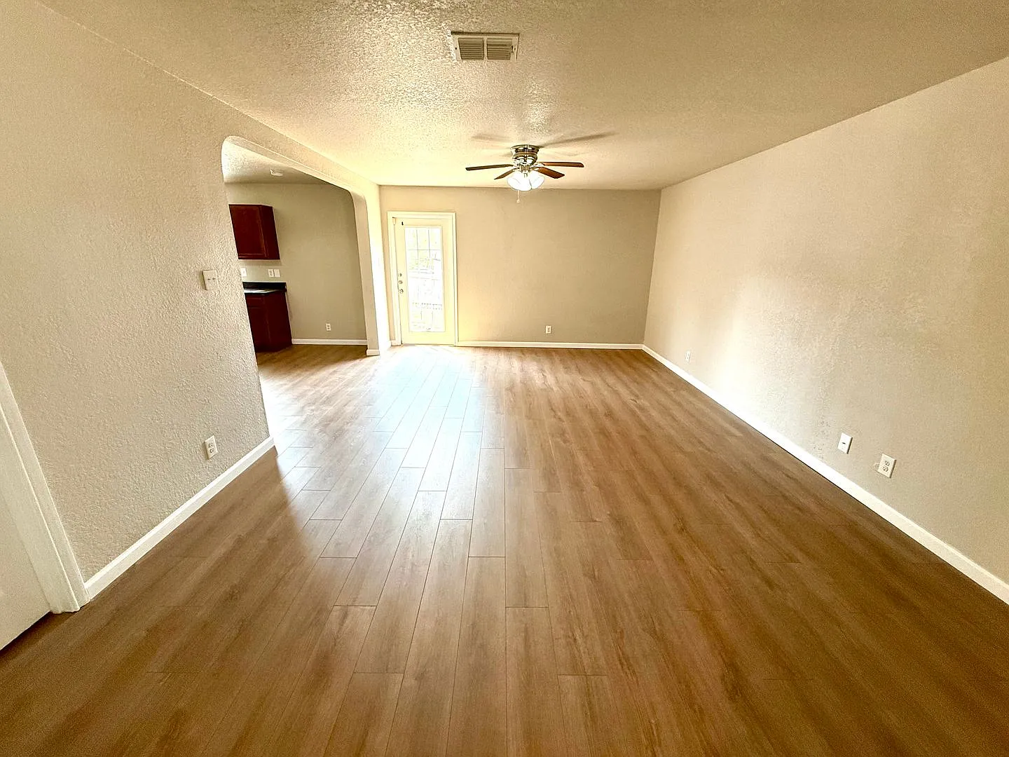 Spacious 3-Bedroom Home with Upstairs Loft & Fenced Backyard! — Photo 4