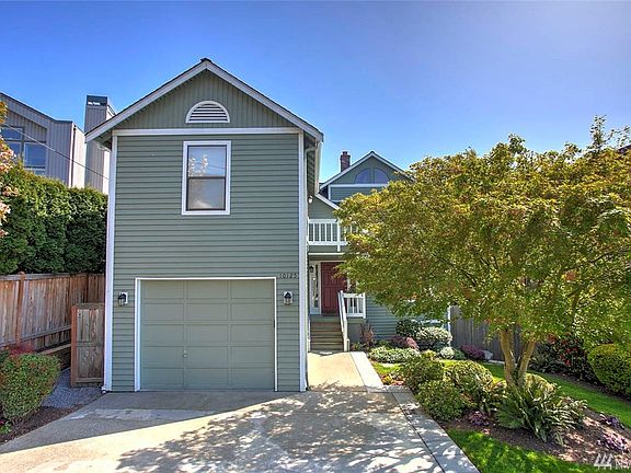 2nd image of 10125 NE 64th St