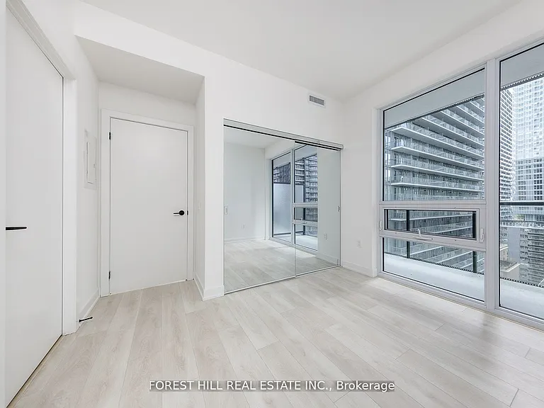 117 Broadway Ave #1302 — Photo 15