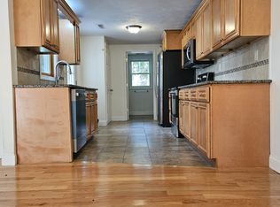 8-14 Gay St, North Chelmsford, MA 01863