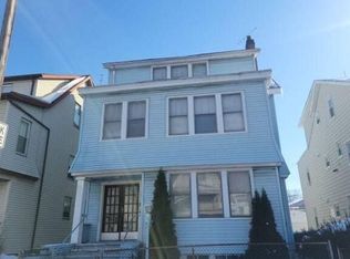 558 S Clinton St, East Orange, NJ