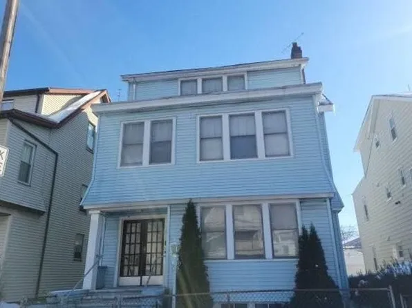 558 S Clinton St, East Orange, NJ 07018