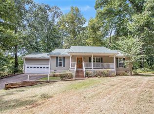 110 Hilltop Cir, Stockbridge, GA 30281