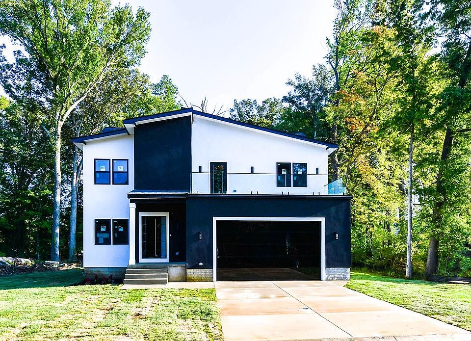 1st image of 16305 Ayrwood Ln