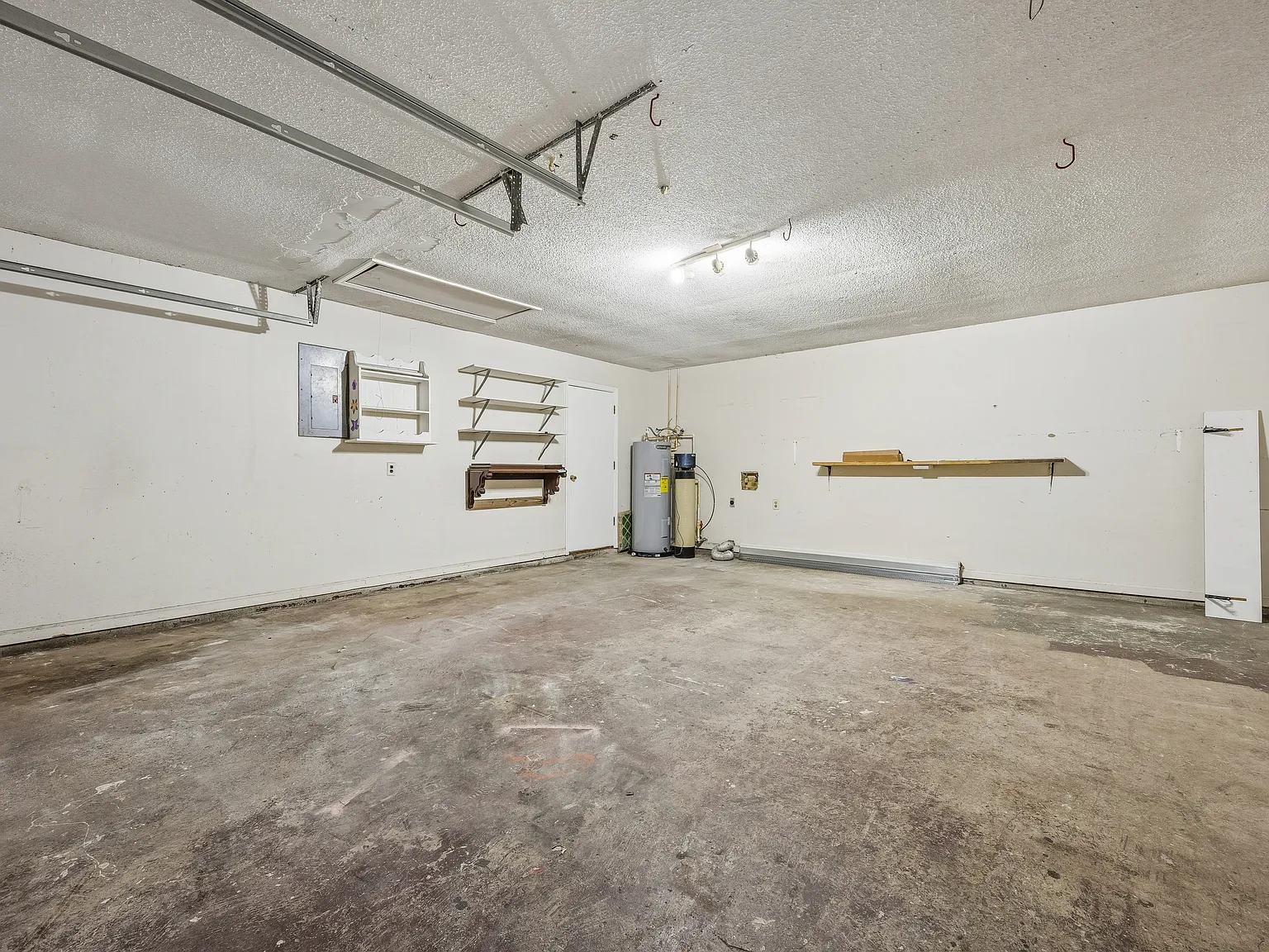 Pinedale Drive 117 - 1 — Photo 3