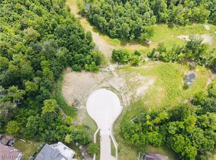 13000 Cartwright Pkwy, North Royalton, OH