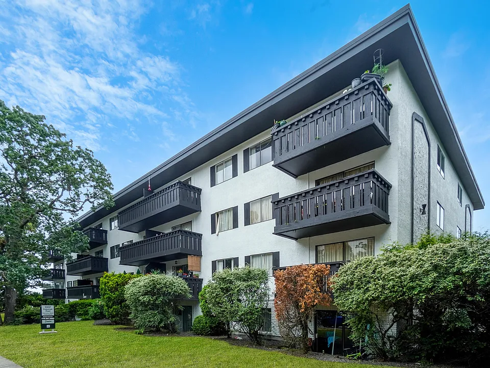 1007 Esquimalt Rd #310