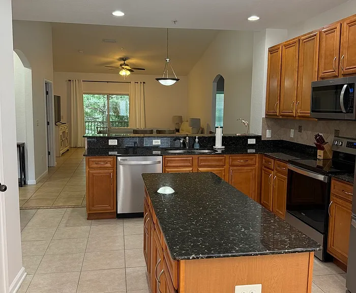 175 Bayberry Cir #1005 — Photo 3