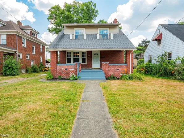 2364 Tuscarawas St E, Canton, OH 44707