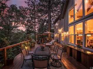 1216 Montreal Dr, Lake Arrowhead, CA 92352