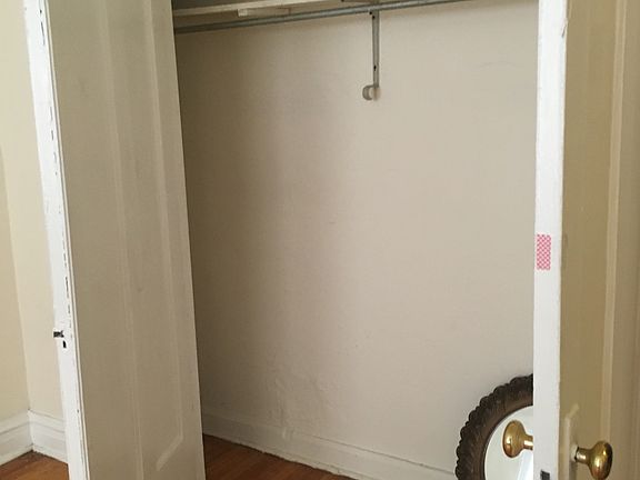 4th image of 3121 N Hamlin Ave #3I-1