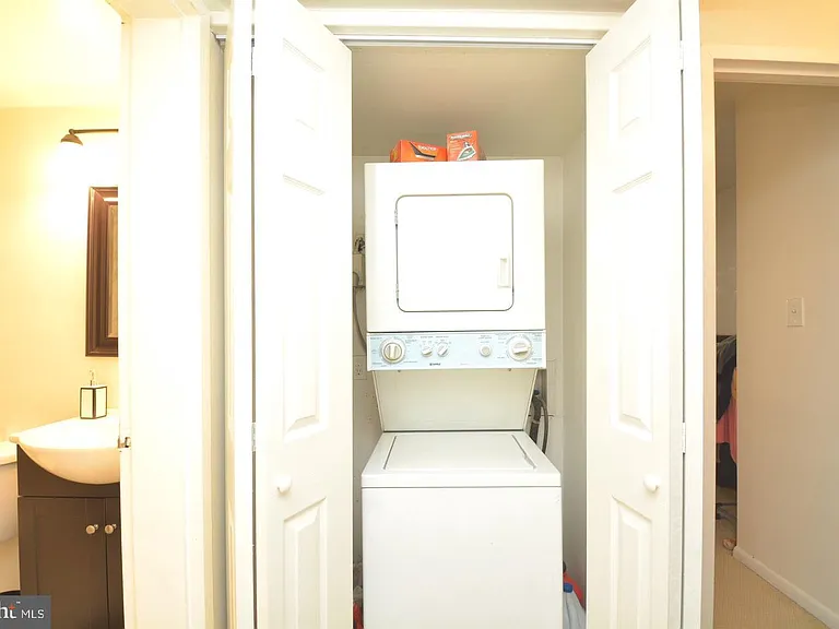 11643 Stoneview Sq #2B — Photo 5