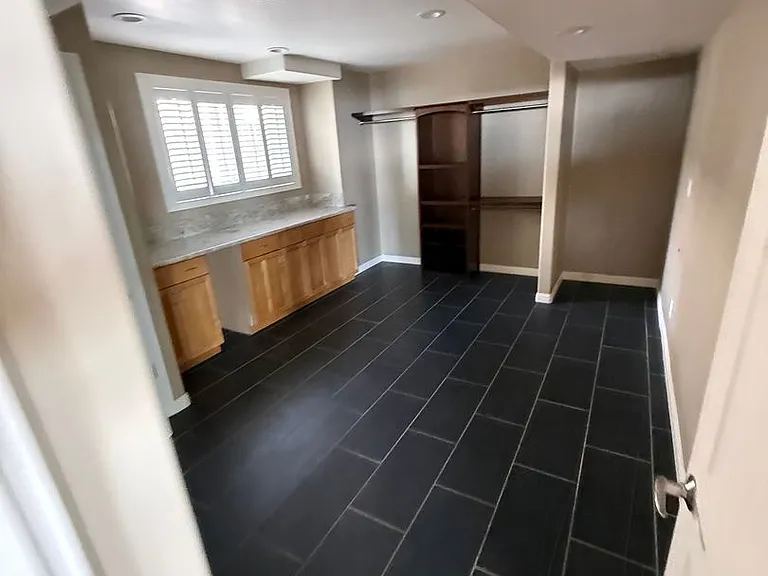 1617 Paula Dr — Photo 10