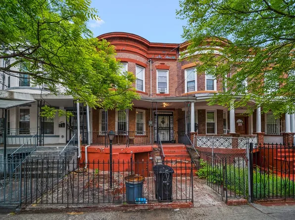 665 Georgia Avenue image 1 of 11