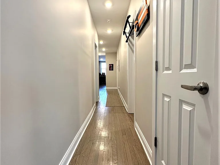 4435 N Paulina St #2 — Photo 12