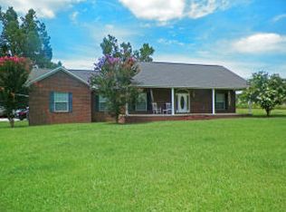 59 Line Rd, Laurel, MS 39443