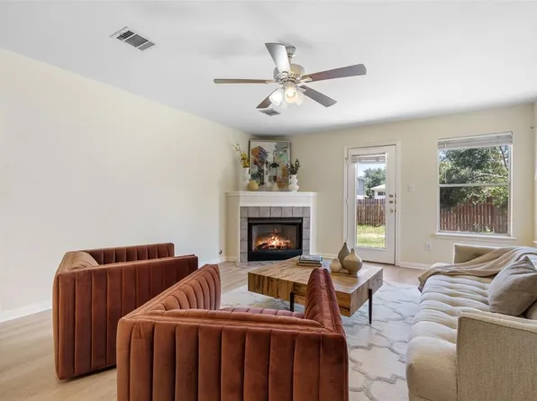 2697 Bradley Ln, Round Rock, TX 78664