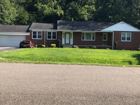 5117 Yorkville Rd, Temple Hills, MD 20748