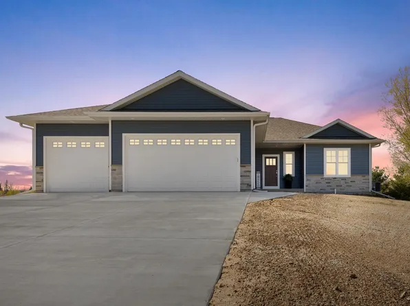 6951 Barney COURT, West Bend, WI 53090