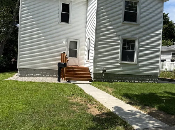 313 Morse St, Ionia, MI 48846