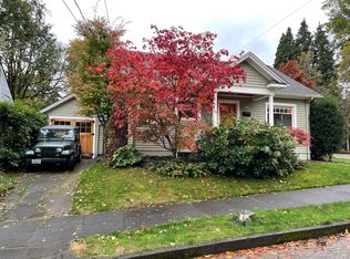 1104 SE Rhine St, Portland, OR 97202